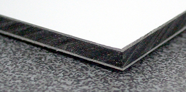 Tranche du contrecollage Dibond 3 mm